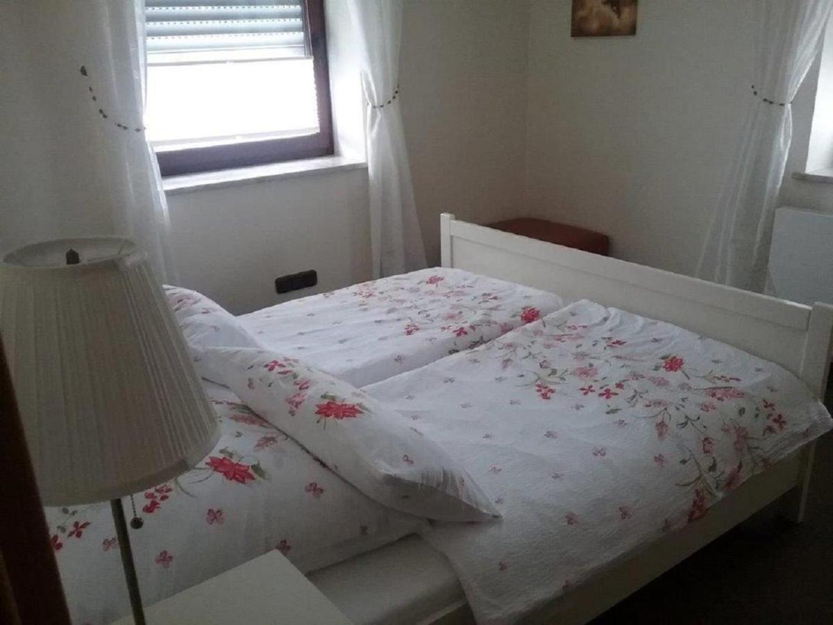 Ferienwohnung Doerfler Μπαϊρόιτ Εξωτερικό φωτογραφία